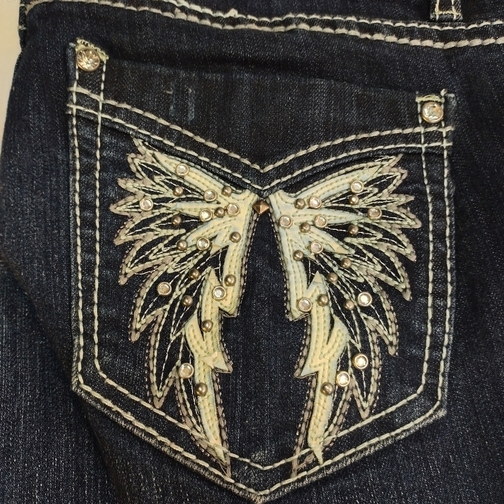 Premiere Rue 21 Women's Blue Embroidered Rhinestone Cropped Jeans Size 9/10 R - Picture 9 of 11